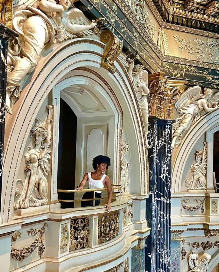 Regal Retreat Intimate Elegance Near Schoenbrunn Palace Vienna Exterior photo